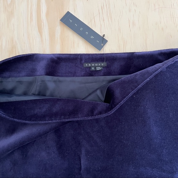 Brand new Theory blue velvet mini skirt, size 12 - Picture 5 of 6